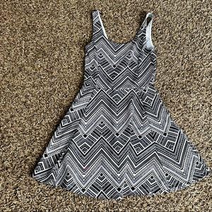 Black & white Tank shirt M